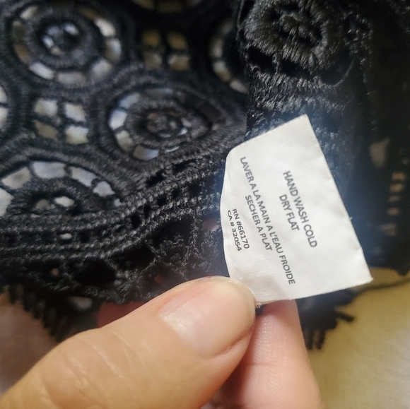 Anthropologie Deletta Black Lace Sz. M Shell Top - Picture 3 of 6